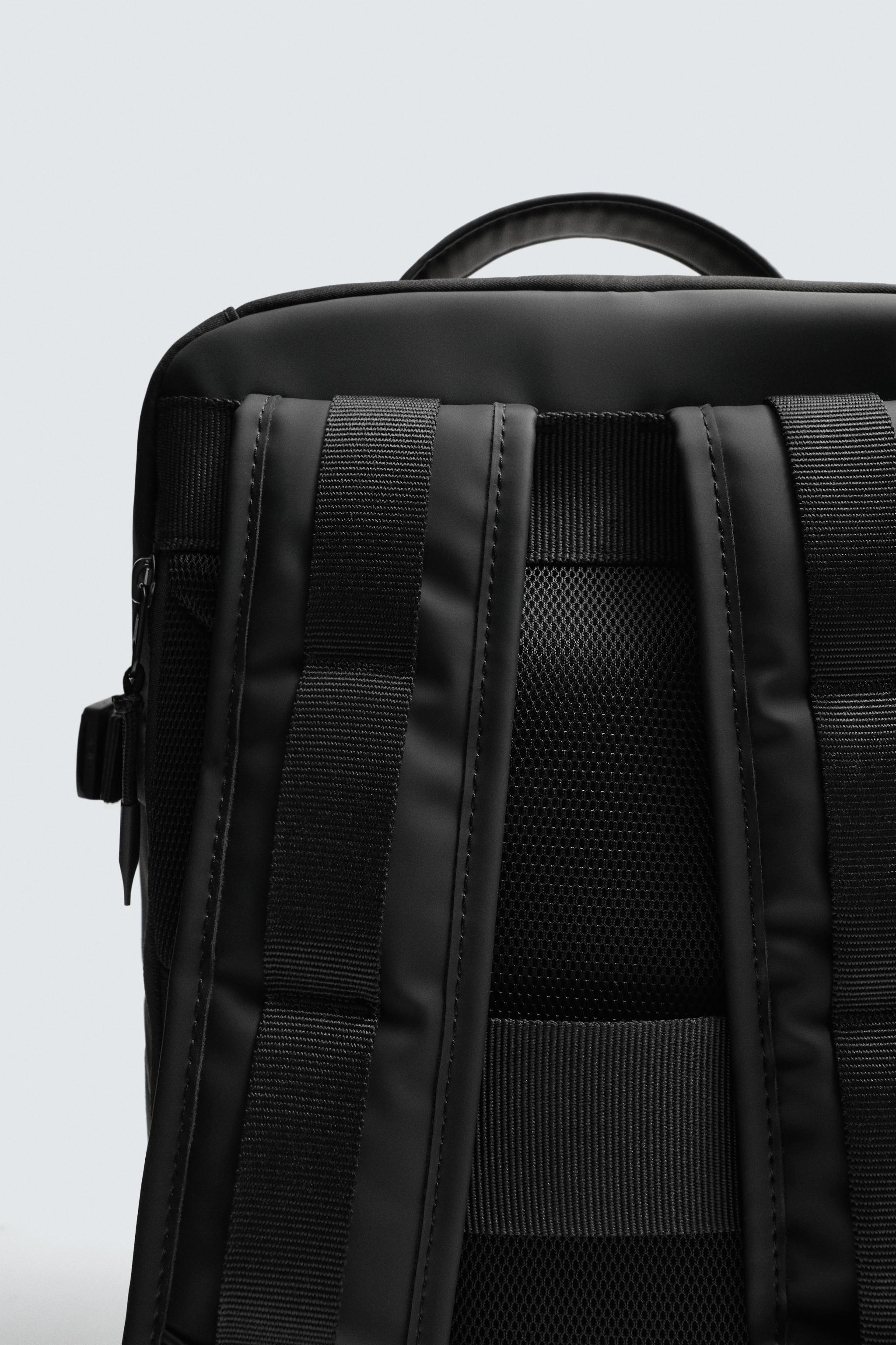 MULTIPOCKET TECHNICAL BACKPACK